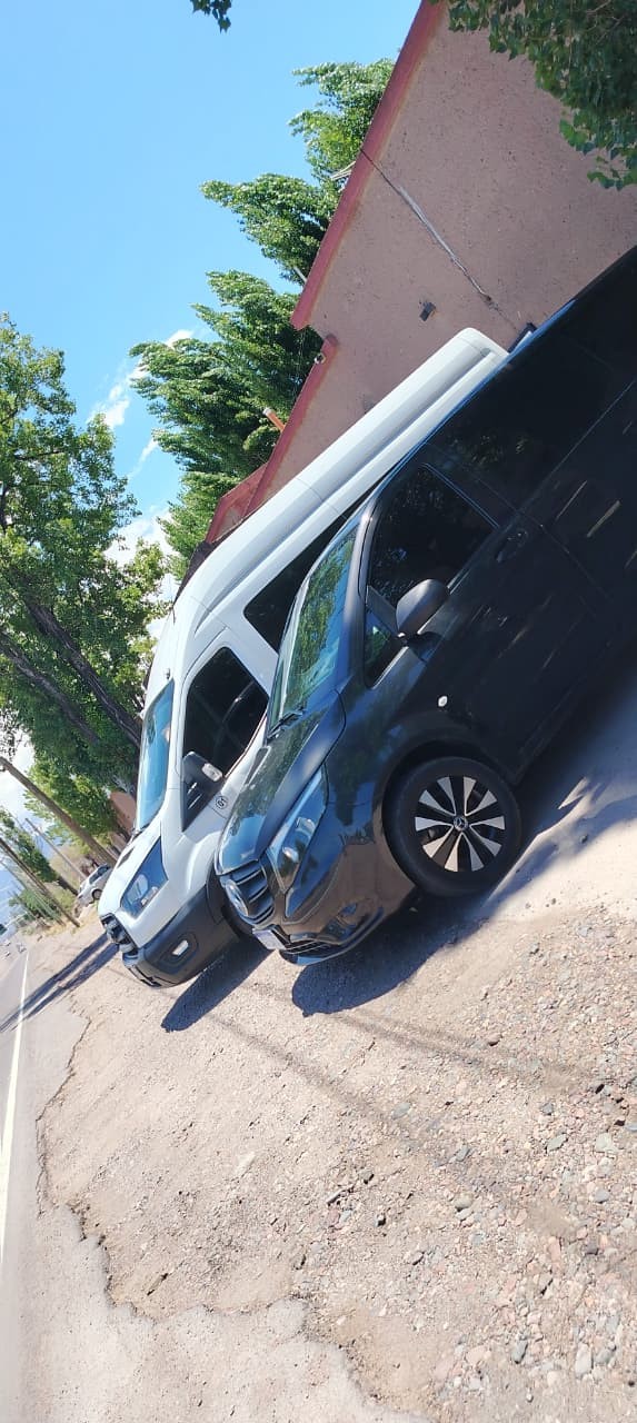 SUV y utilitario de Rama Tours